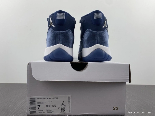 Kicked Out Shoe Store 11 Jordan Midnight Air Navy Velvet AR0715-441 WMNS 0815